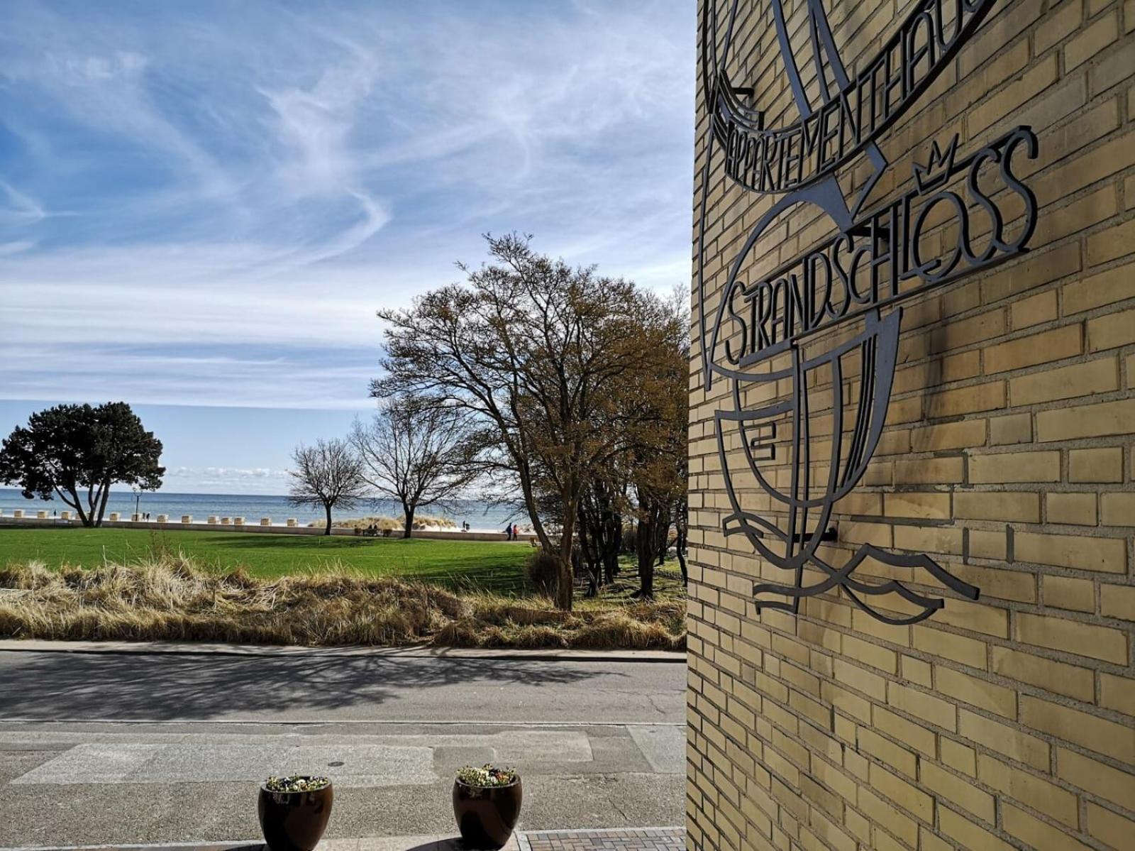 Strandschloss Strandkoje-Ostseeblick เกรอมิทซ์ ภายนอก รูปภาพ